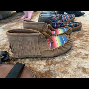 Serape moccasin size 9